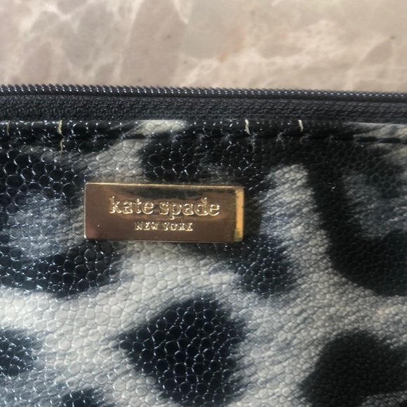 Wristlet - Picture 4 of 4